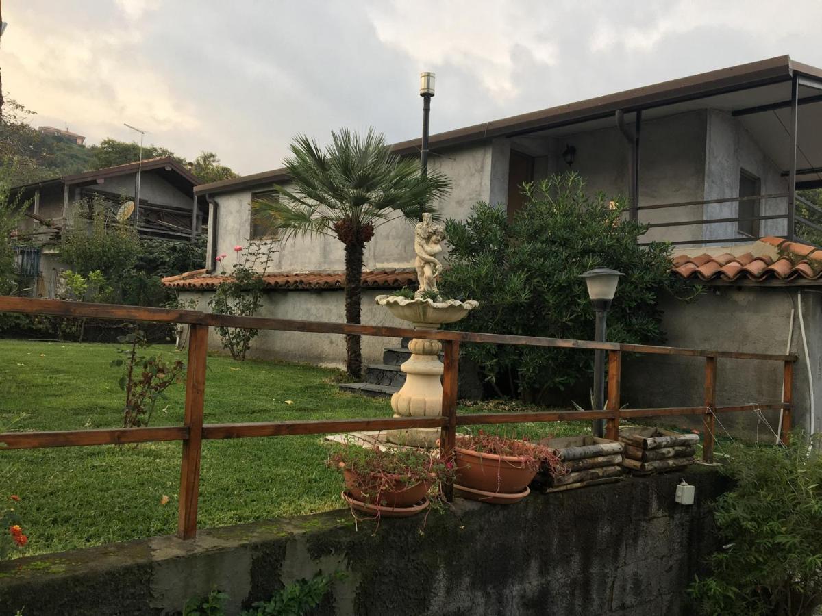 13 Via Pavone Villa Zafferana Etnea Exterior photo